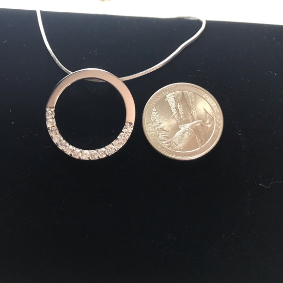 CZ Halo Pendant - Picture 3 of 3